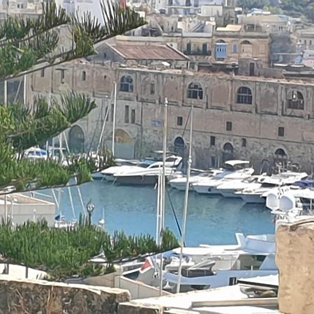 فيلا Tifkira بيرغو المظهر الخارجي الصورة